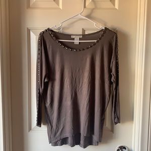 Round Neck Mid length Sleeve Top with jewels around the neck and sleeves. S